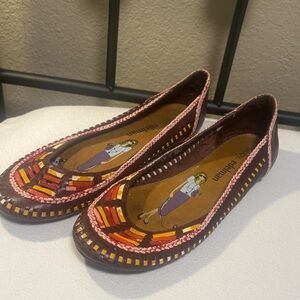 Libby Edelman W size 9 leather flats, woven sandal - good used condition